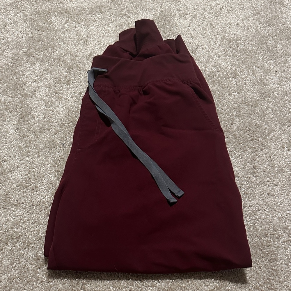 Women’s Drawstring Waist Maroon Jogger Pants